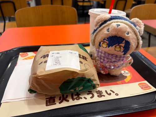 無料クーポンがあったのでバーガーキングに行きました🍔ポテトがないとちょっぴり物足りないっすねぇ…