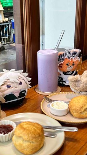 転びました！