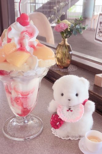 おおきいふるーつぱふぇたべてきたよ🍒◝✩