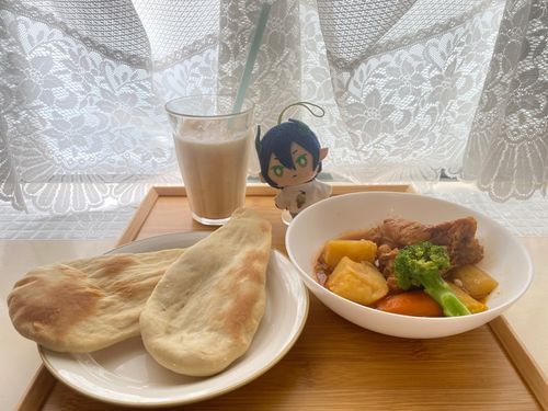 ナンを焼いてカレーを食べたよ