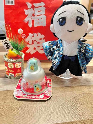 「あけましておめでとうございます」なの❣️
ことしも「ふわもこえすえぬえす」でみんなとなかよくしていきたいの！
だから、「ことしもよろしくおねがいします」なの🎍