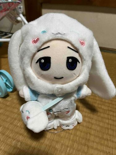 あたらしい「おふく」「ぱーとつー」なの❣️
「しなもんちゃん」の「おふく」なの！
ながい「おみみ」がかわいいの！
こんかいとどいた「おふく」みんなかわいくて、おかーしゃんが「しゃしん」を「ぱしゃぱしゃ」してるの📷✨