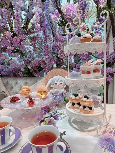 オートクチュールカフェで念願の藤の花アフタヌーンティーなの！