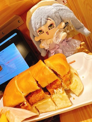 コメダ噂のびっくりサイズなの！