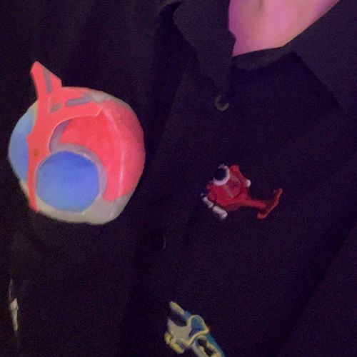 胸ポケットから守ってくれている