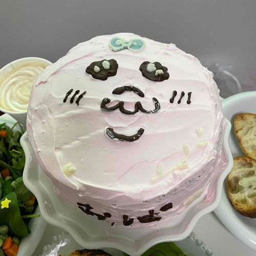メリチュリスマス
飼い主さんのお友達が作ってくれまちた🤍可愛いでちゅね