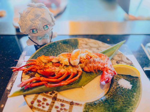 このまえ おたんじょうび の おいわい で たべた ごうかな えび🦐