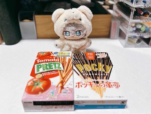 きょうは ぽっきーの ひ なんだって？
だからって たべすぎちゃ だめだからねぇ😠

