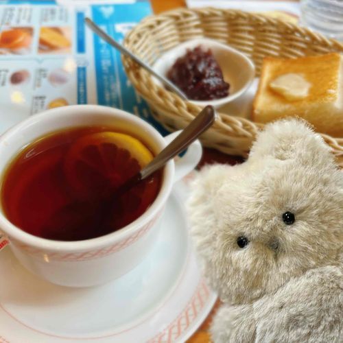 こめだ で あさごはん（ちゃも は ごうせい）