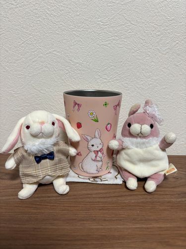 🤍🐰かわいいおにゅータンブラーでひと息入れたよ♪
🍑🐰お気に入りのハーブティーで気持ちも上がるね！