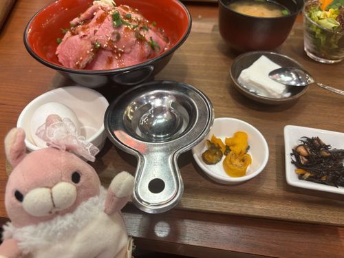 🍑🐰今日のごちそう！ローストビーフどーん！