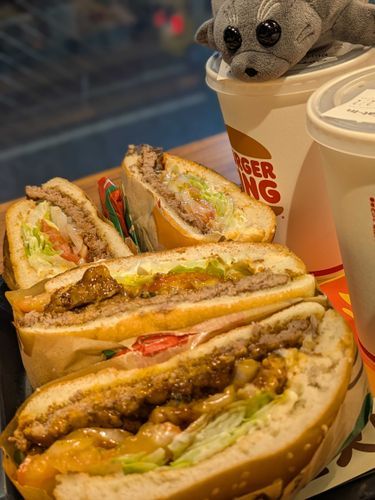 もこたんっ！
ばーきんのおーうへべー、おぉけぇでとぅね！！
とぅご！