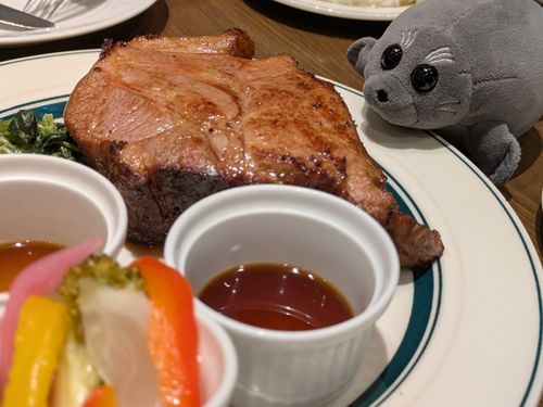 もこたんっ！
こえは、、ぶたたんのにく！？
とぅご！