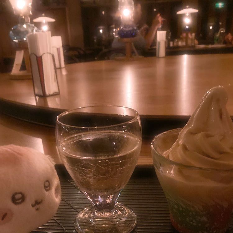 お酒編

小樽ビール〜なんか良さげな硝子のコップを添えて〜
と、
スパークリングワインとソフトクリーム〜これも良さげな硝子の器に入ってる〜