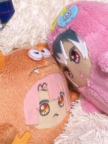 ﾓﾓﾝﾓ、収みつに内緒話？
あまり怖がらせるとまたヒロくん🧸に泣きついちゃうから程々にね〜