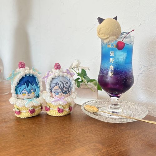 ボ部カラーのフロート「天体観測🔭」💙💜
ネームチョイスも色味も店内も
🐈‍⬛が至る所に散らばっていてかわいくてお気に入りなお店です🐈