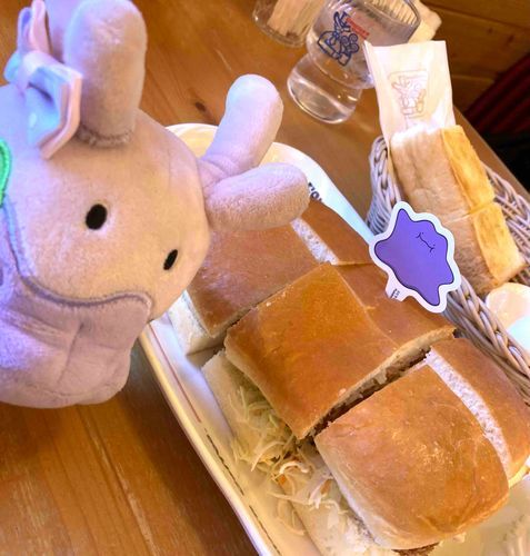 エビカツパンおいしかったねえ