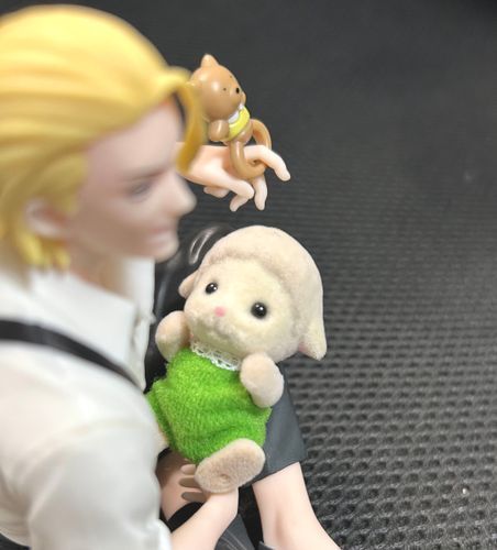 ご主人がお友達の柴登吾さんを連れて来てくれました！

今日はガラガラで遊んでもらいましたよ🎶とってもやさしいおじさん✨
また遊んでね！