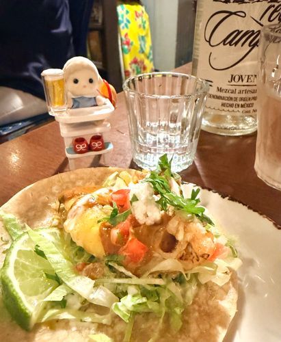 ずっと行きたかった、高円寺のメキシコ料理屋さんに行ってきました🌮

タコスもお酒も美味しくて、メェ子もご主人も大満足🎶
人生（羊生）初のメスカルは、喉が焼ける様なオトナ味でした🥃✨

お腹も心もいっぱい！
また行きたいです💃🕺