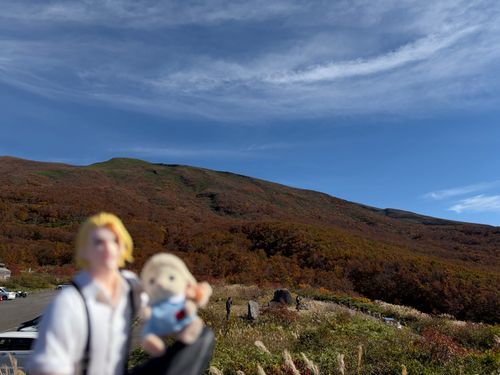 柴さんと鳥海山で紅葉を楽しみましたよ🍁
とってもいい天気！