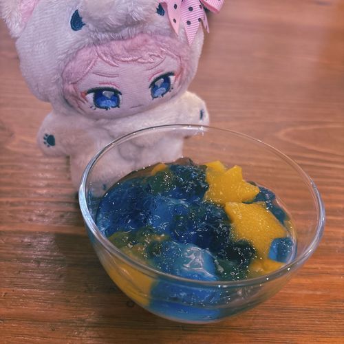 ちょっと　はやいけど　こむすめが　たなばたのすいーつを　つくったのだよ