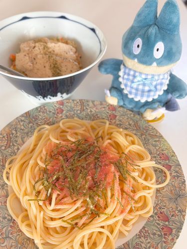 S&Bさんのまぜるだけ🍝たらこパスタ！と🥗
サイゼのたらこパスタとちょっと似てる味がする😋