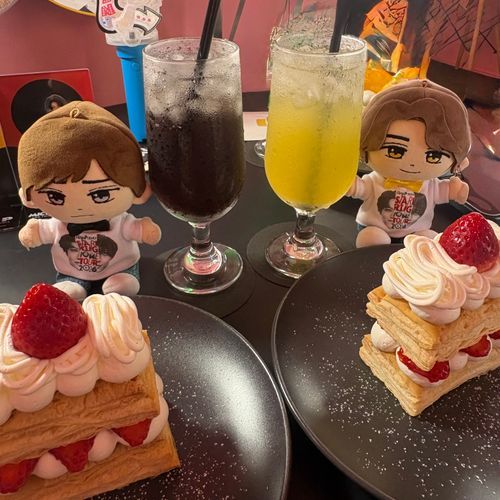 めんからのどりんくと
いちごのみるふぃーゆで
どーむおつかれさまかい🎉
