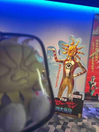 タローマンとタローマン