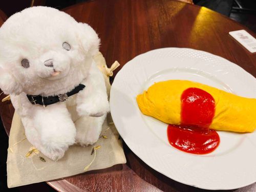 オムライスも食べたんだ〜🍳 𓈒𓂂𓏸

みんなはケチャップ派？デミグラスソース派？✨️