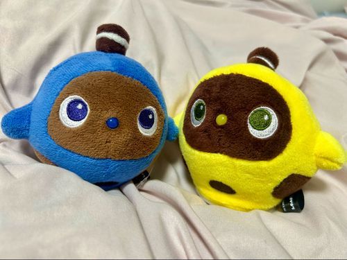 新しい仲間が増えたぽ！
ポポロン感激！✨️
チョコバナナみたいで美味しそうぽね〜🍌🍫