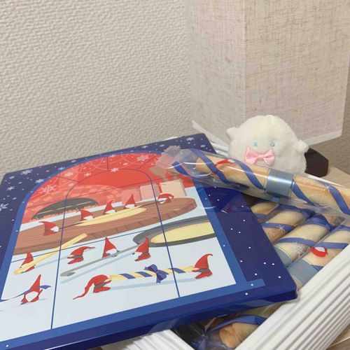 よっくもっくのかんかん、おしゃれでかわいい。ようせいさんのみようみまねではこぶぱけち。