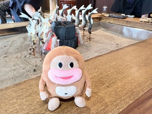 囲炉裏、あちちー