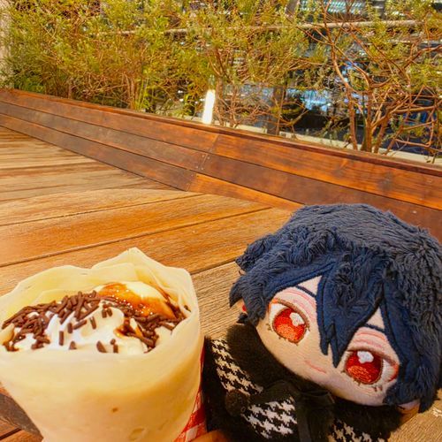 クレープじゃ
仕事終わりの特別な時間を共有するぞい