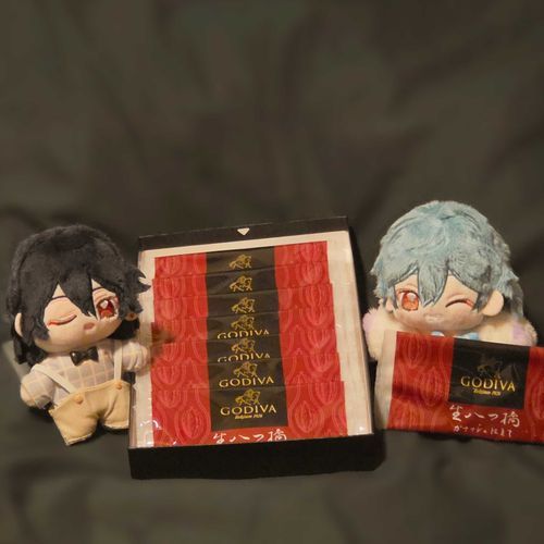 🦜｢みつばち？あざらし？みたいな名前のお菓子でやんす！｣
⚰️｢やつはし、じゃよ｣