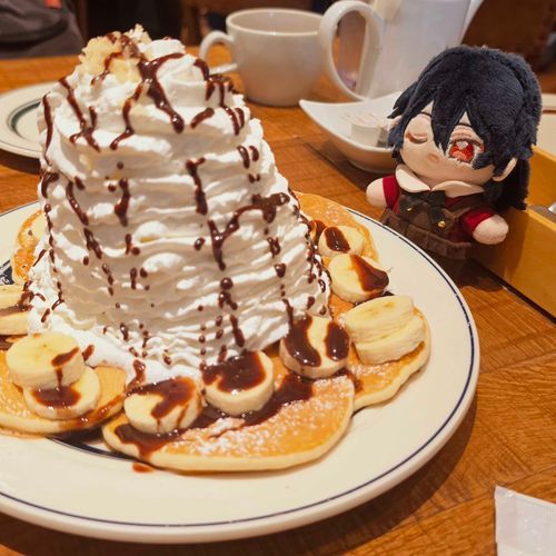 パンケーキじゃよ
我輩、見ているだけで胃もたれしてきたぞい