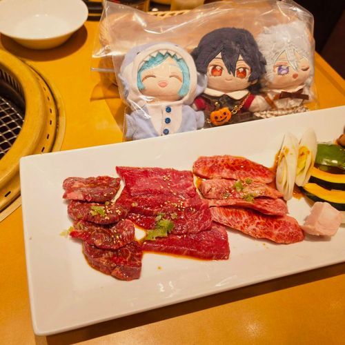 友人たちと焼肉を食べに来たぞい
