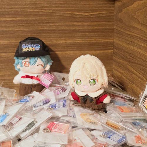 グッズがたくさん届いたよォ
ラブ～い♡