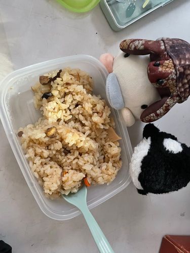 アリス:とるの下手くそあるじ。
アベル:これ美味いな☺️
イブ:にく