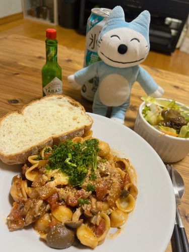 豚とトマトのオレキエッテだよ〜