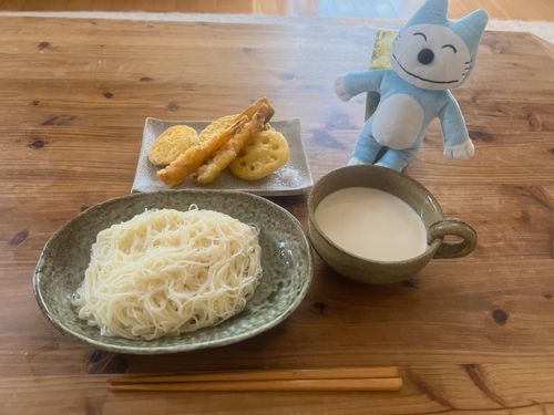 レモンくんのまねっこをして牛乳めんつゆを作ってみたよ〜✨
とっても美味しいよ〜🥳