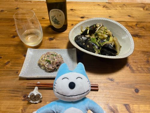 ムール貝の中華蒸しと鯵のなめろうで晩酌だよ〜