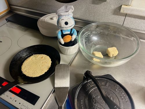 こんな感じでトルティーヤを作ってるよ〜