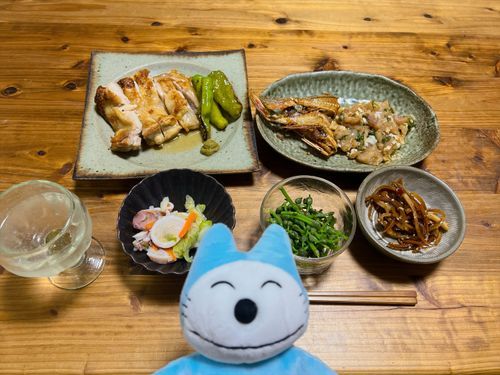 大好物のミズのコブや真イカ寿司を手に入れたよ〜