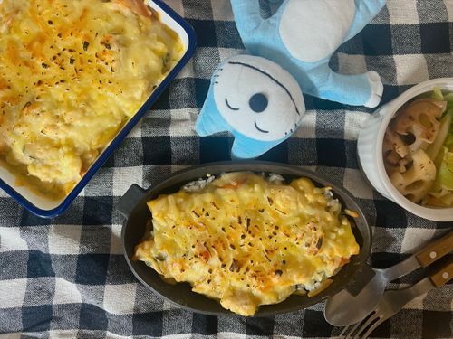 朝からささみとしそのグラタン/ドリアを作ったよ〜

れん…きゅう……？ねこは今日はお休みだけど…それ…だけ……