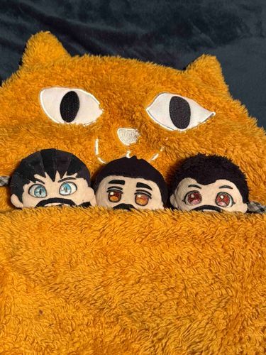 大丈夫だよ、大丈夫。
中の人たちはきっと無事だよ。