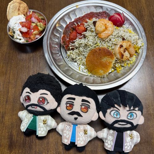 ペルシャ料理を食べる会に参加したよ。
懐かしくて美味しかったな。