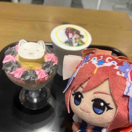 キュルルのパフェだよ
食べたいの？