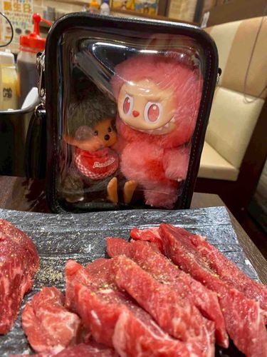 クレープ食べ終わったあと、焼肉バイキングに行った！！
楽しかったけど…クレープ食べなかったらよかったって後悔
