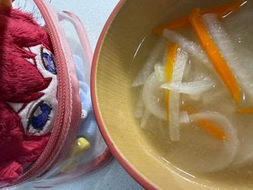 みそ、soup！
くちに、はいって、きてください！