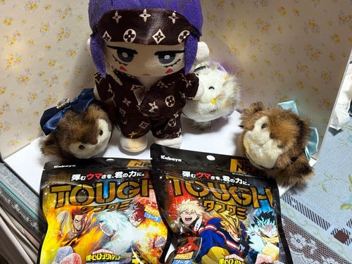 🎸「もうかたほうのたふぐみにも、みんなうつってる！！
はでで、かなりろっくじゃん✨」
